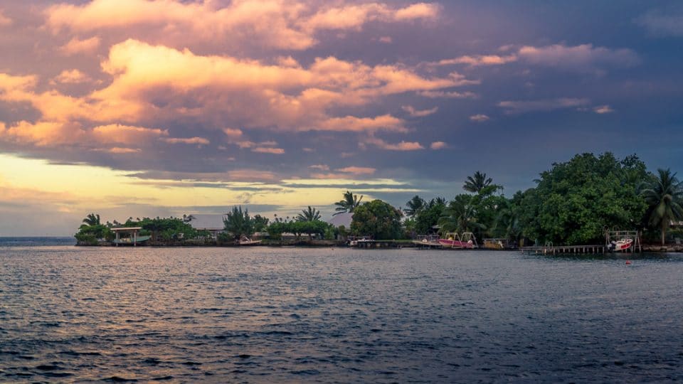 polynesie-raiatea-sunset