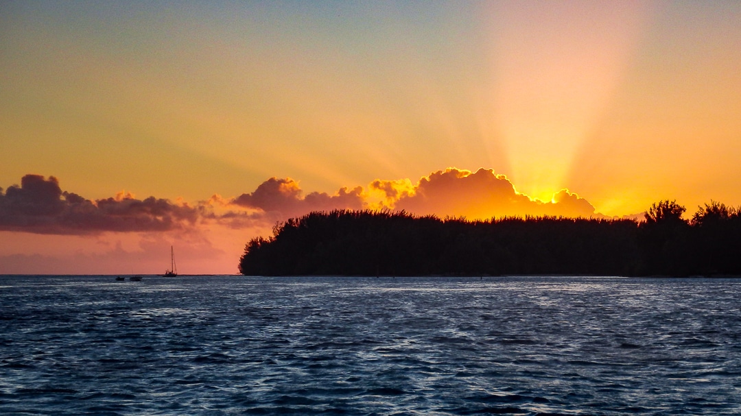 polynesie-moorea-sunset