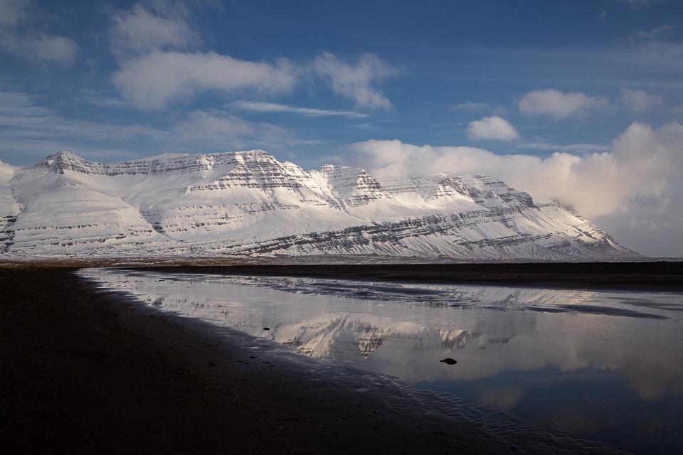 reflet de montagnes en islande