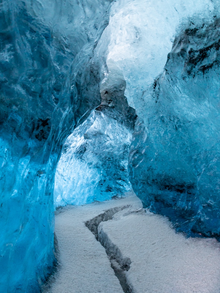 grotte de glace bleue en islande