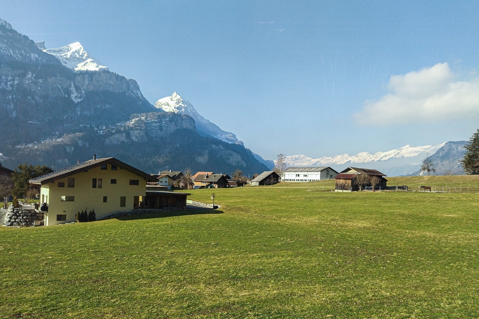 tour de suisse en train